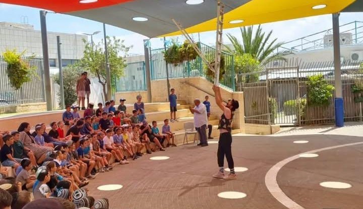 הקרקס של תומר 077-9966473